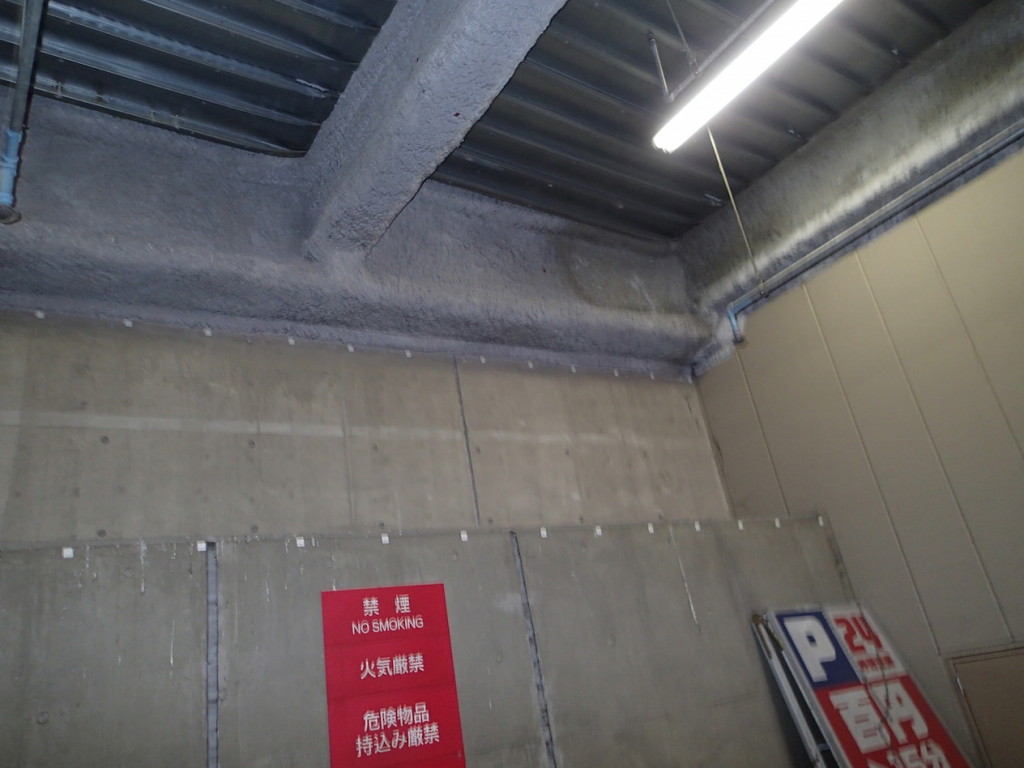 地下駐車場 ネット施工５